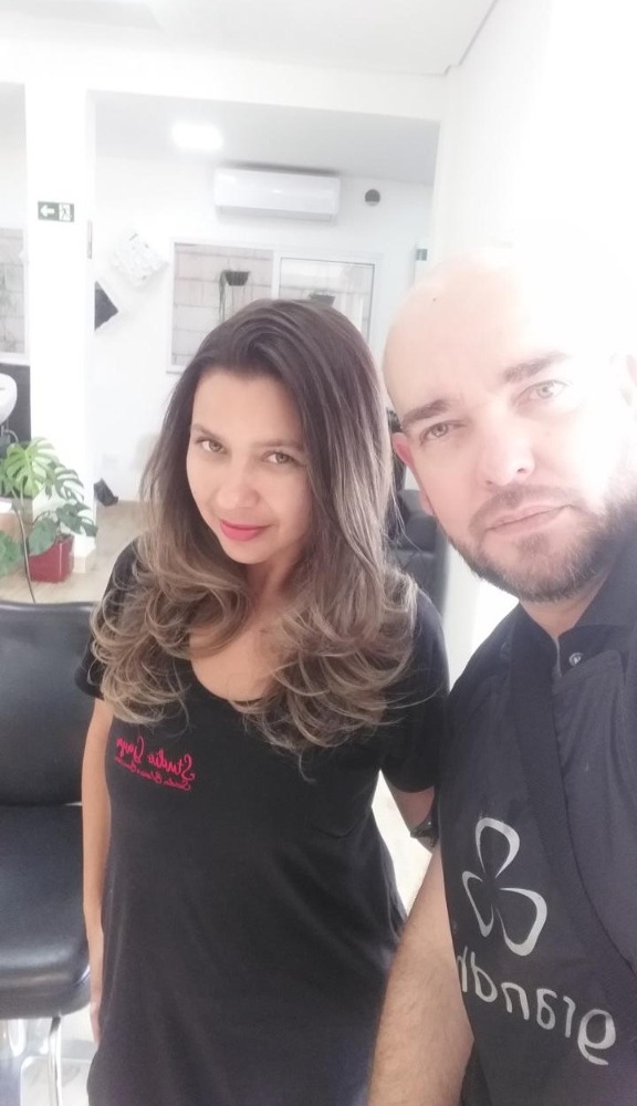 Morena iluminada feita no Studio Gaya em Salto SP