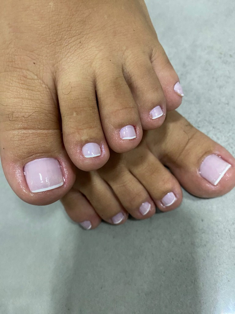 Pedicure Francesinha Delicada & Pés de Seda - Studio Gaya Salto SP